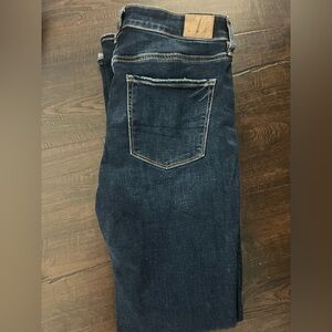 American Eagle Skinny Kick Jeans size 8